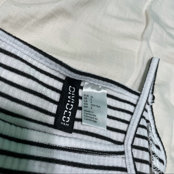 ‼️ BLACK & WHITE STRIPED H&M COLD SHOULDER DRESS - Picture 11 of 11